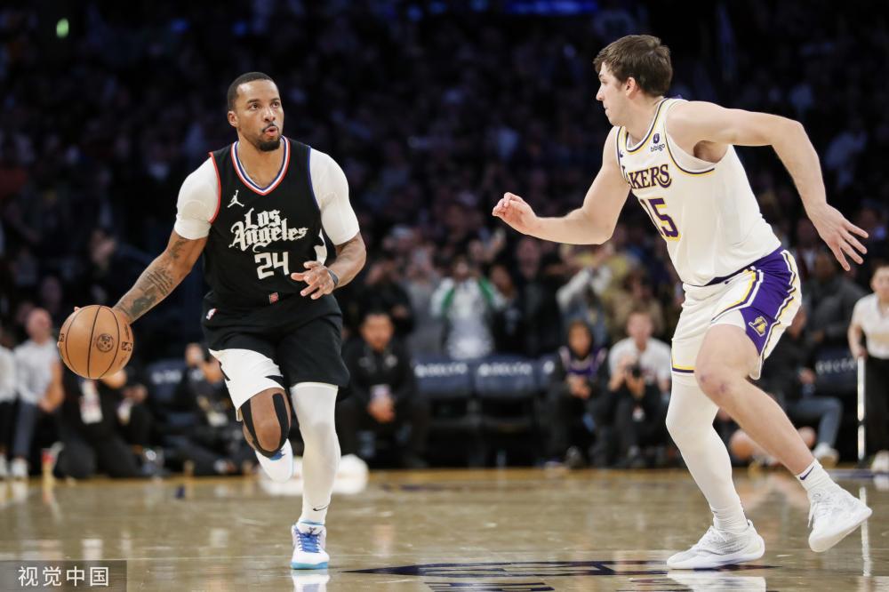 动的背景下 动的背景下