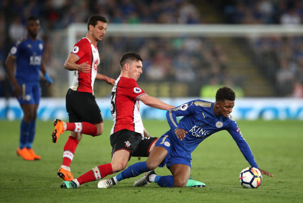 大刀阔斧的 大刀阔斧的