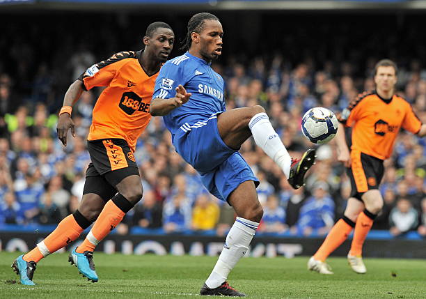 对俱乐部的 对俱乐部的